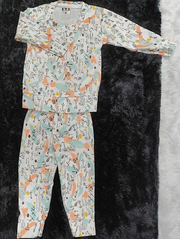 Stylish Printed Co-ord Set for Kids – Size 3 to 6 Months | Soft & Comfortable Baby Outfit - Image 4