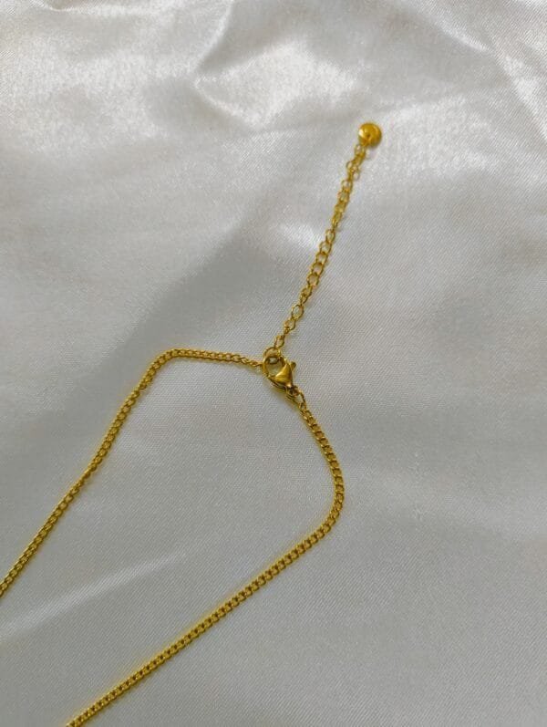 Elegant Heart Drop Necklace | Thick 18K PVD Gold Plated | 316L Stainless Steel | Waterproof & Hypoallergenic